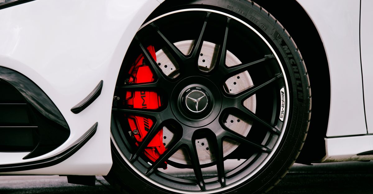 Car Loan Amortization: Why Early Payments Go Mostly to Interest